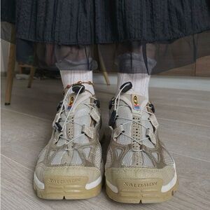 Salomon Techamphibian Water Shoes – Beige/Silver – Size 9.5/42, Vintage Hikers